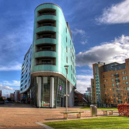 Quay Apartments Leeds Лидс Экстерьер фото
