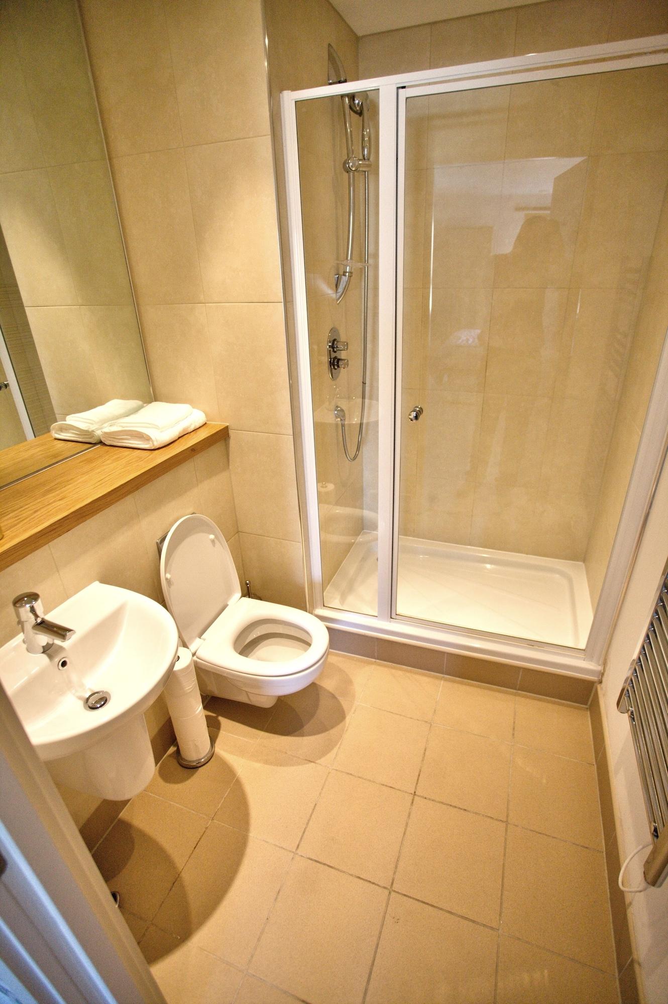 Quay Apartments Leeds Лидс Экстерьер фото
