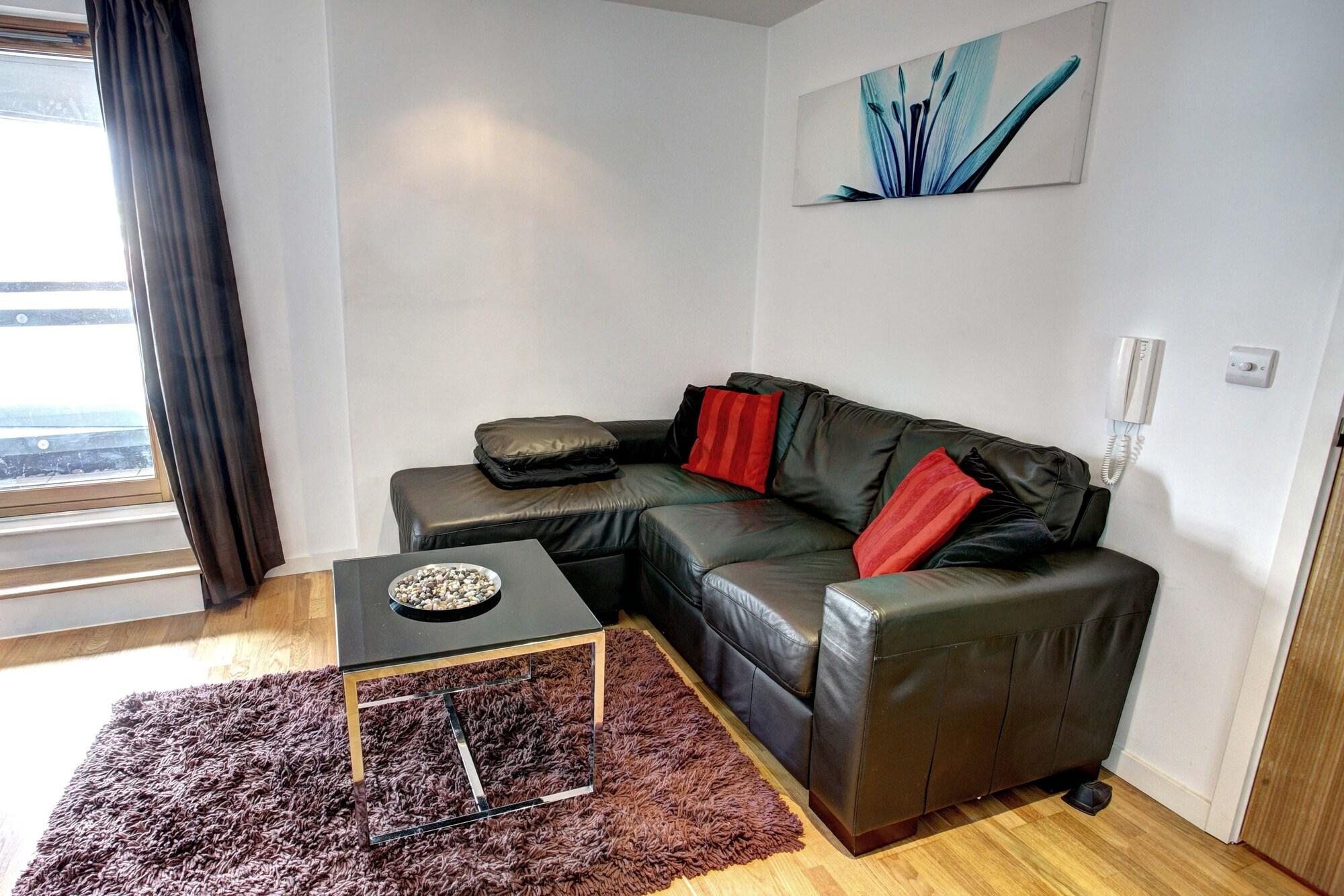 Quay Apartments Leeds Лидс Экстерьер фото