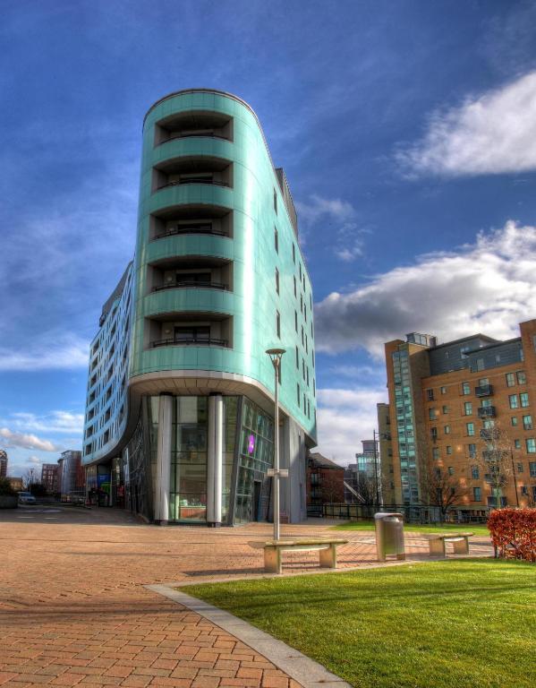 Quay Apartments Leeds Лидс Экстерьер фото