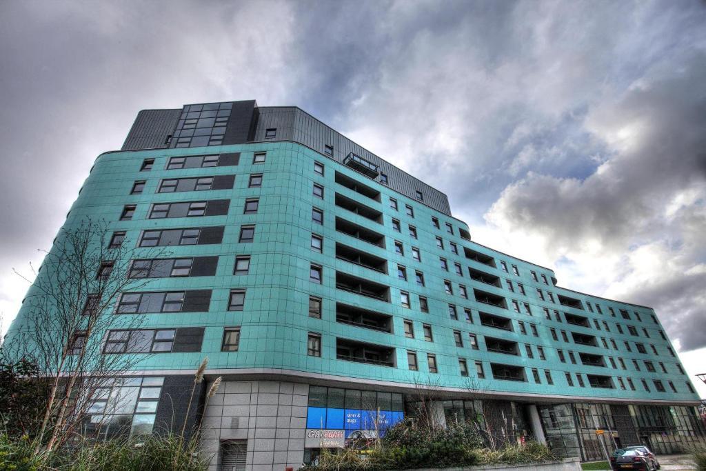 Quay Apartments Leeds Лидс Экстерьер фото