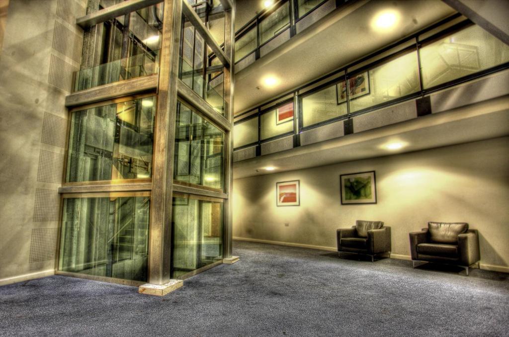 Quay Apartments Leeds Лидс Экстерьер фото
