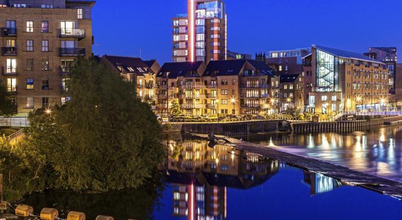 Quay Apartments Leeds Лидс Экстерьер фото