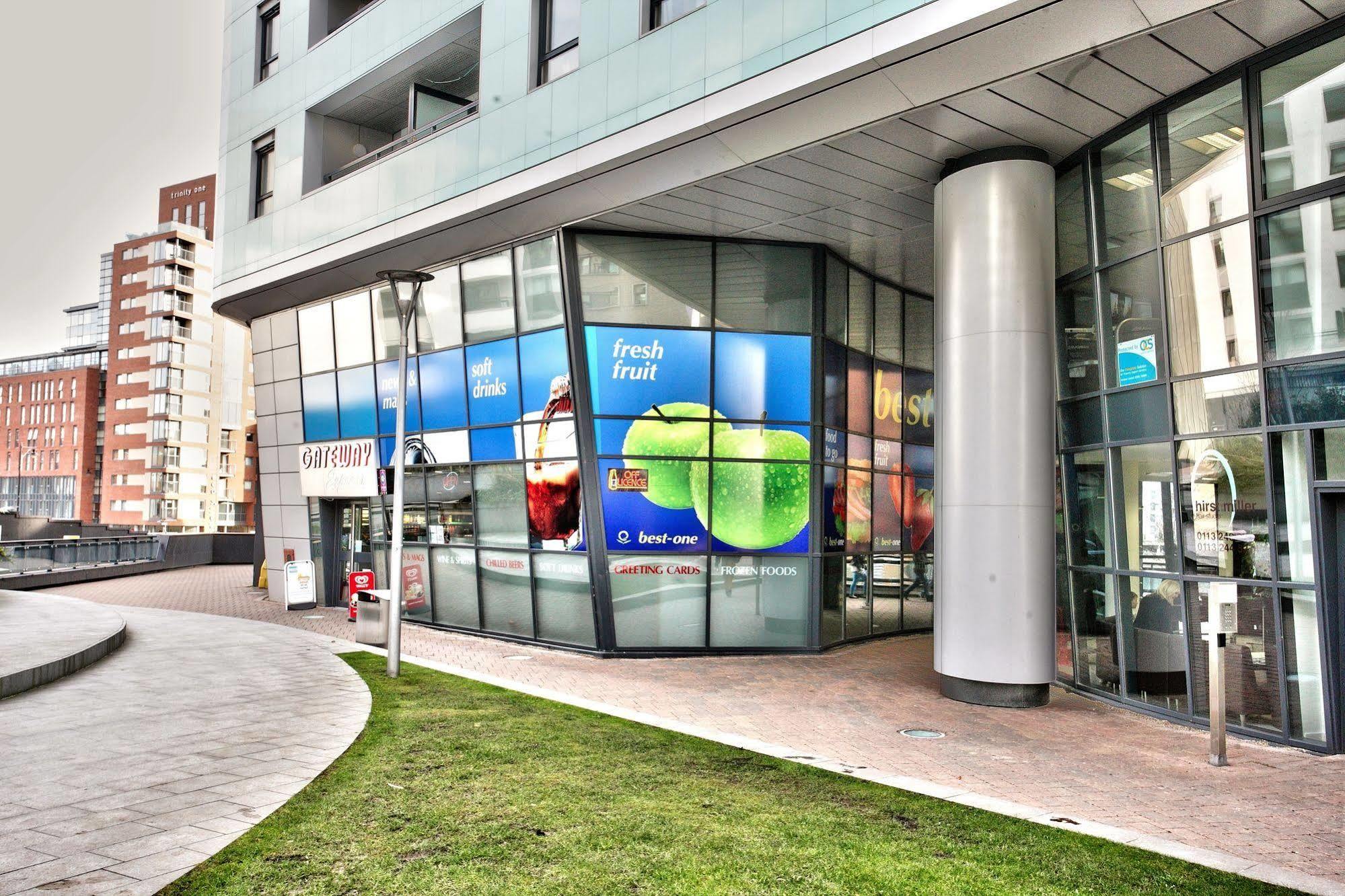 Quay Apartments Leeds Лидс Экстерьер фото